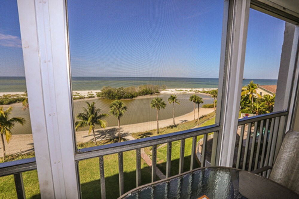 Sun Caper by RedAwning