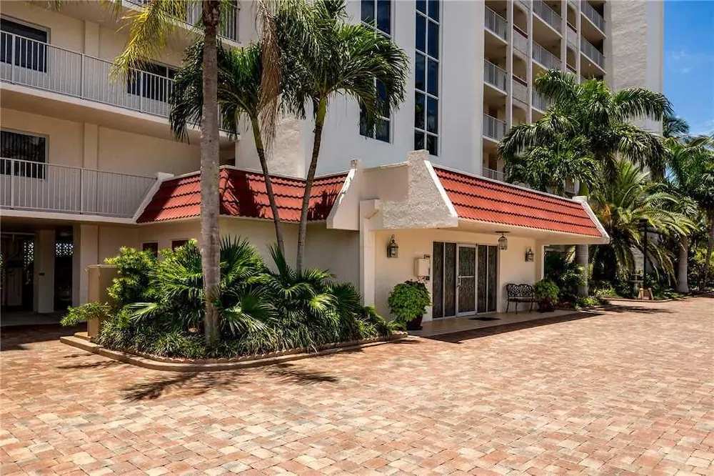Sun Caper by RedAwning