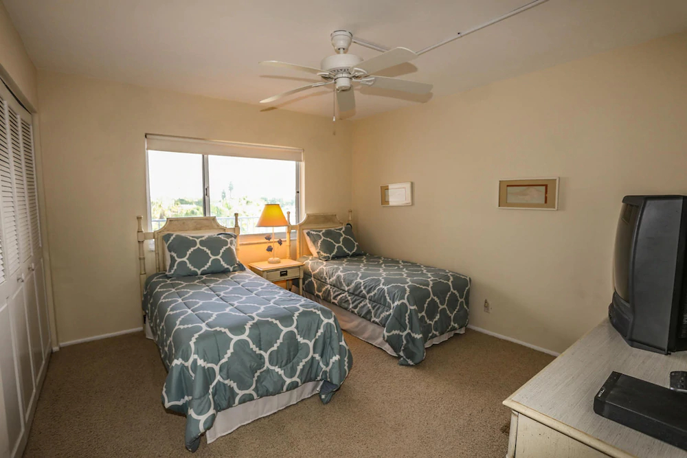 Sun Caper by RedAwning