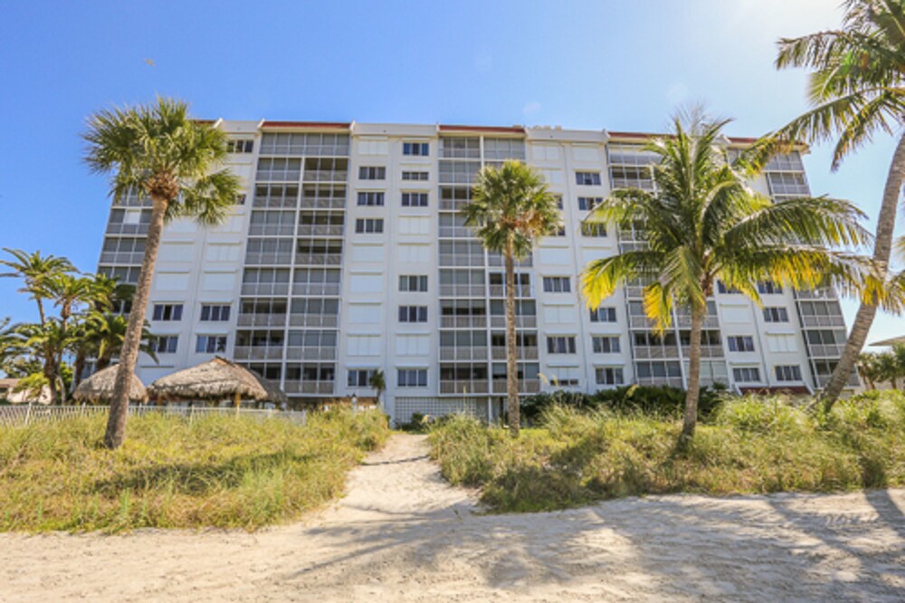 Sun Caper by RedAwning