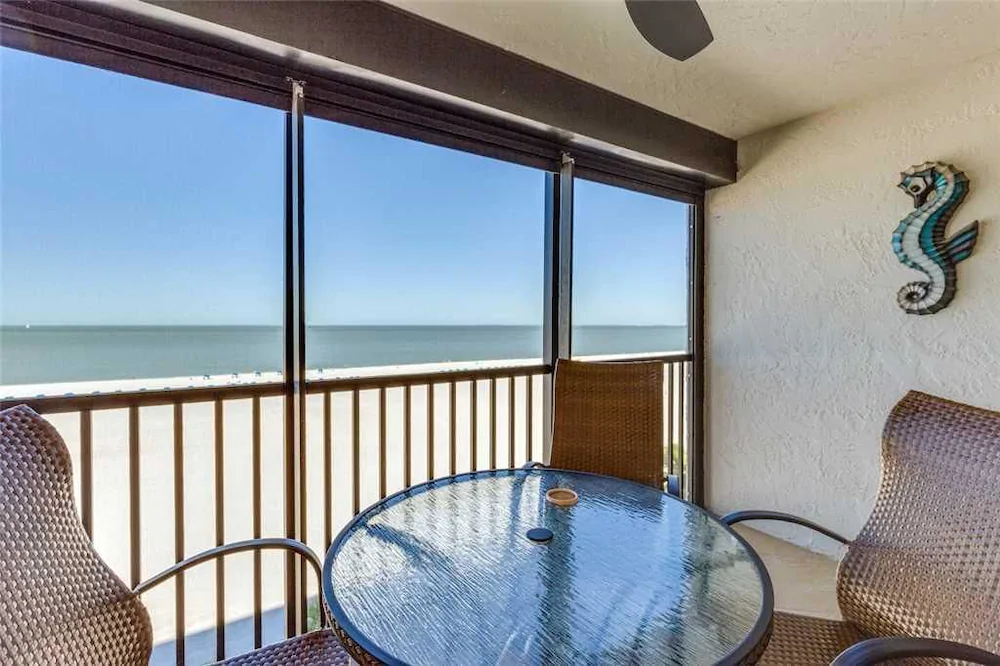 Sunset Condominium