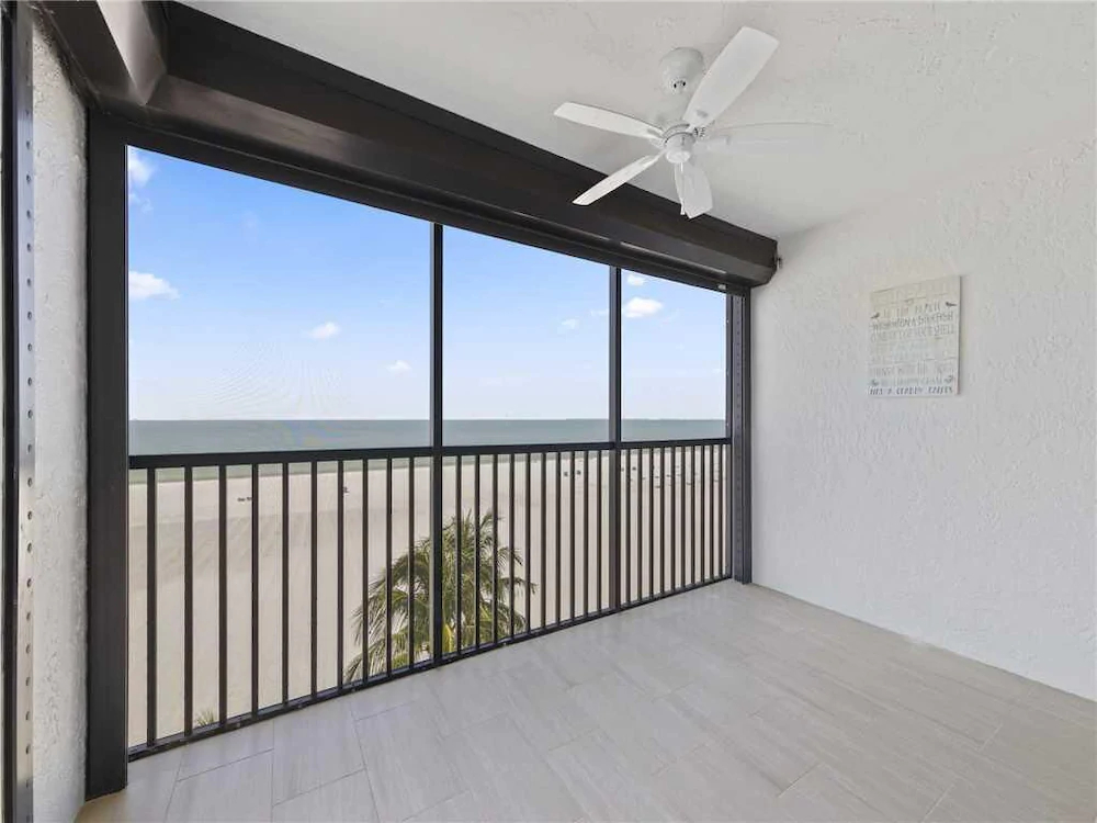 Sunset Condominium