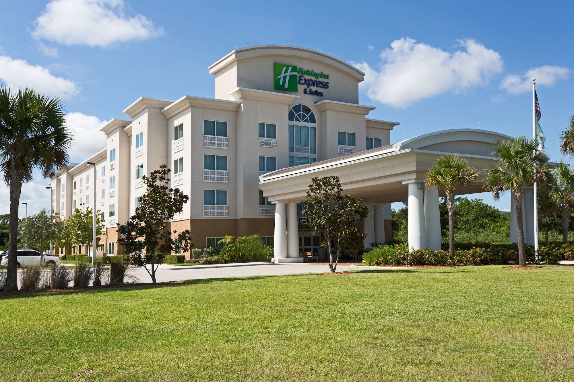 Holiday Inn Express & Suites Fort Pierce West