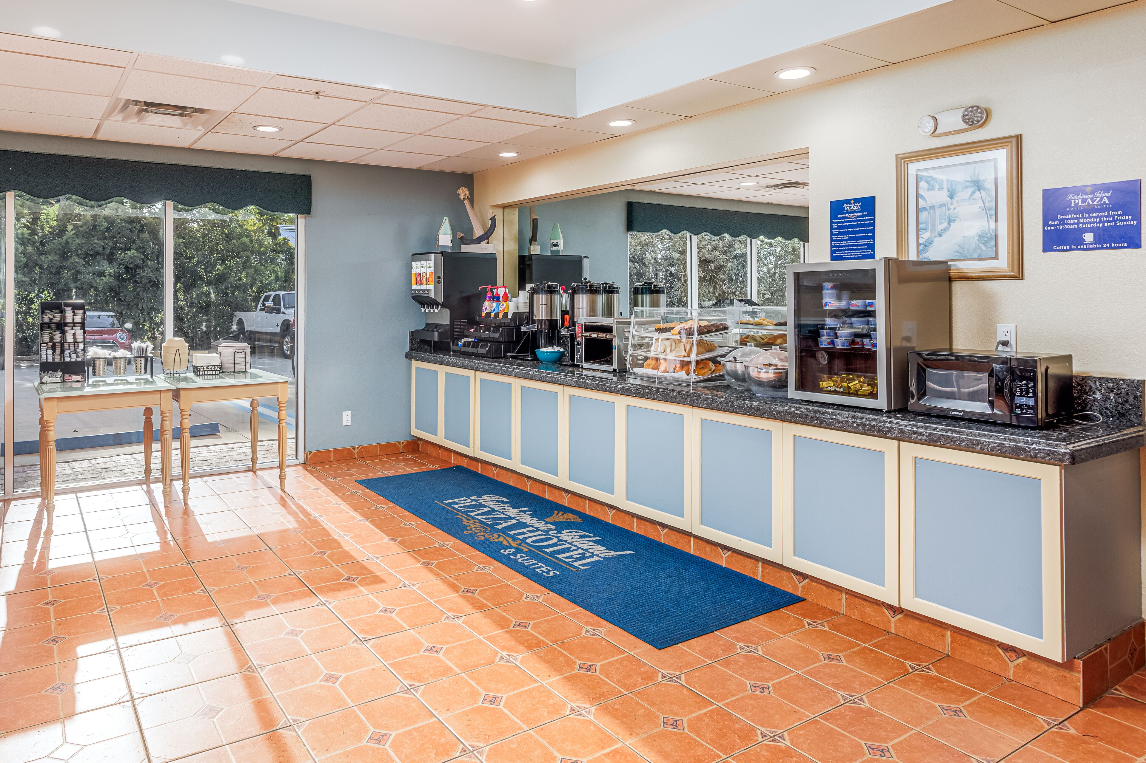Hutchinson Island Plaza Hotel & Suites