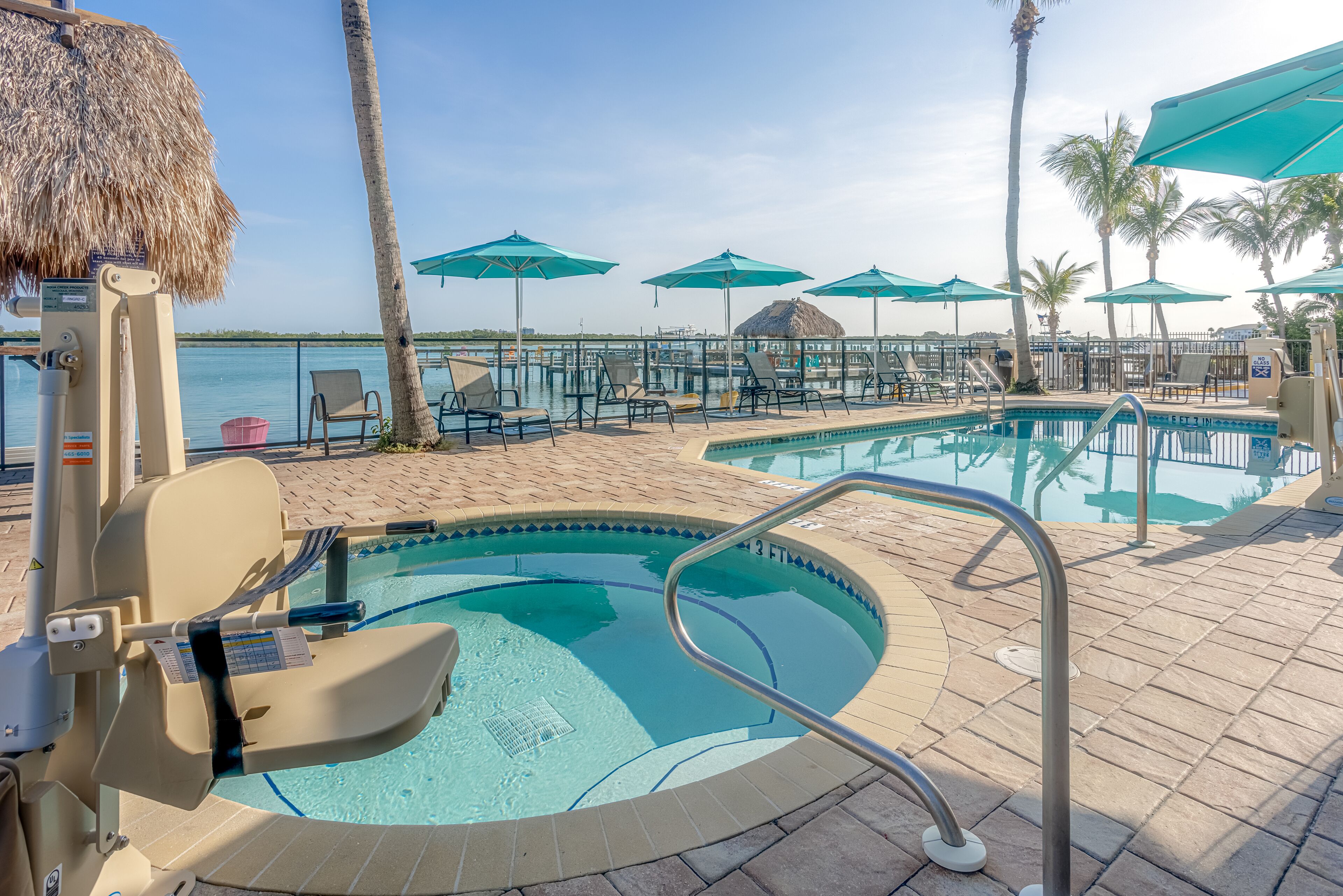 Hutchinson Island Plaza Hotel & Suites