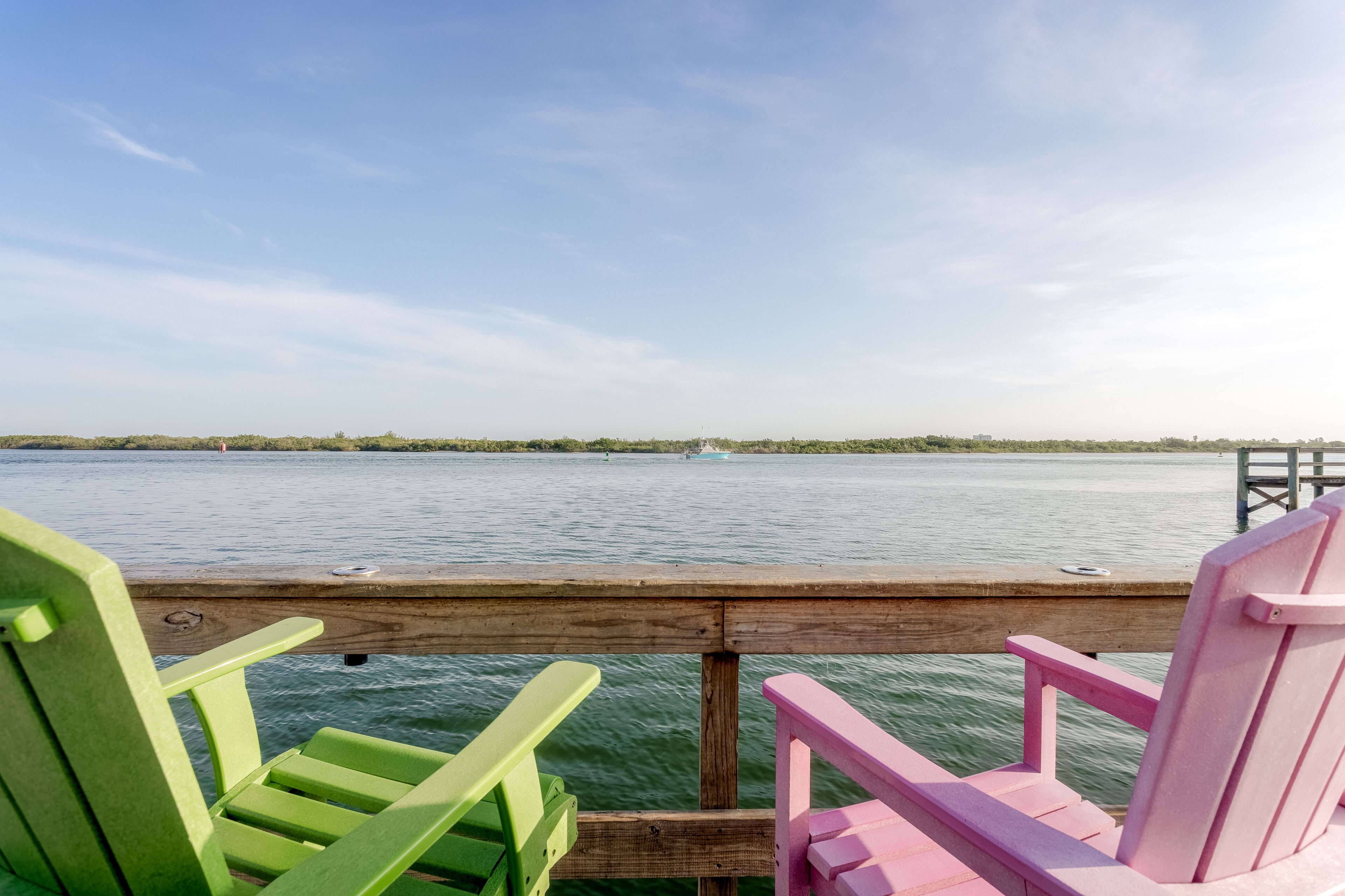 Hutchinson Island Plaza Hotel & Suites