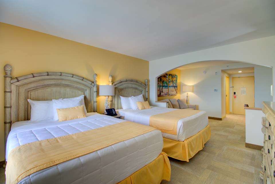 Hutchinson Island Plaza Hotel & Suites