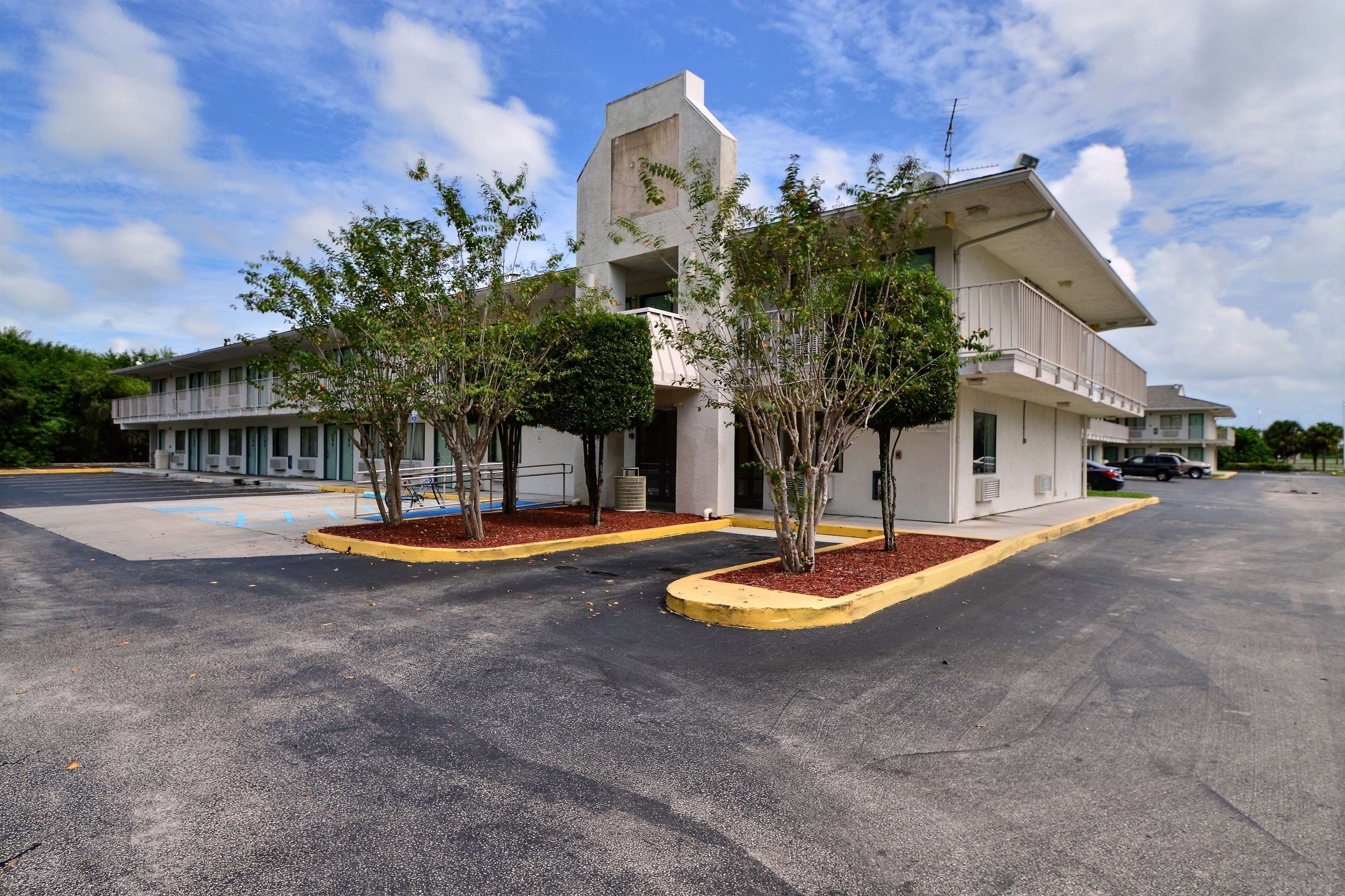Motel 6 Fort Pierce