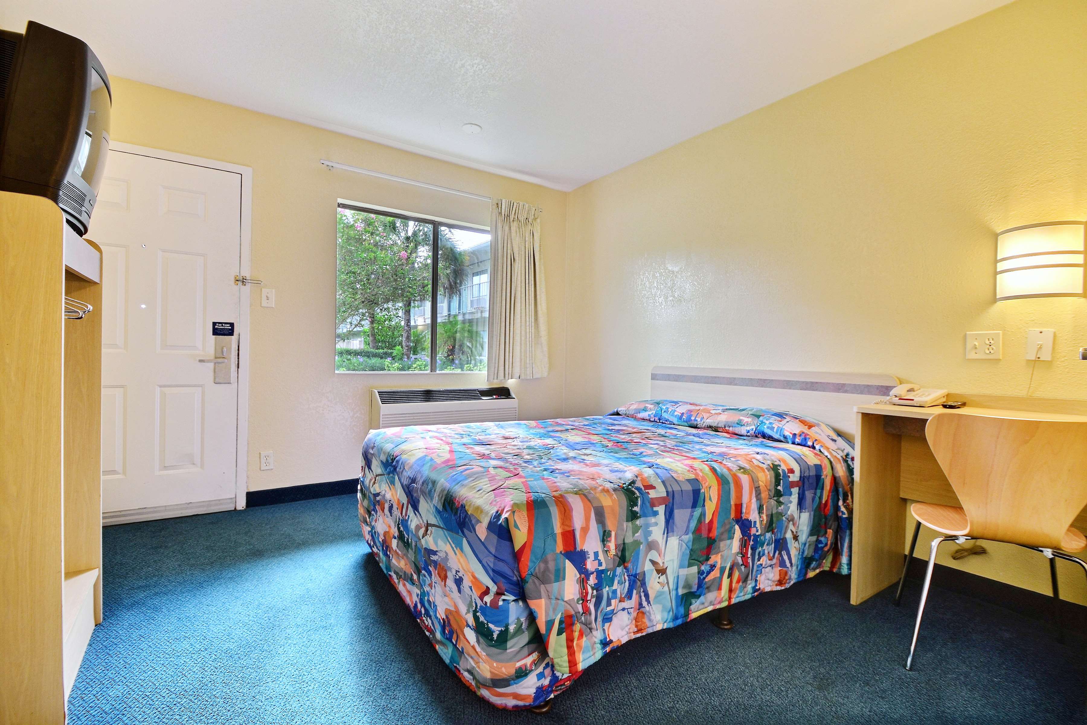 Motel 6 Fort Pierce
