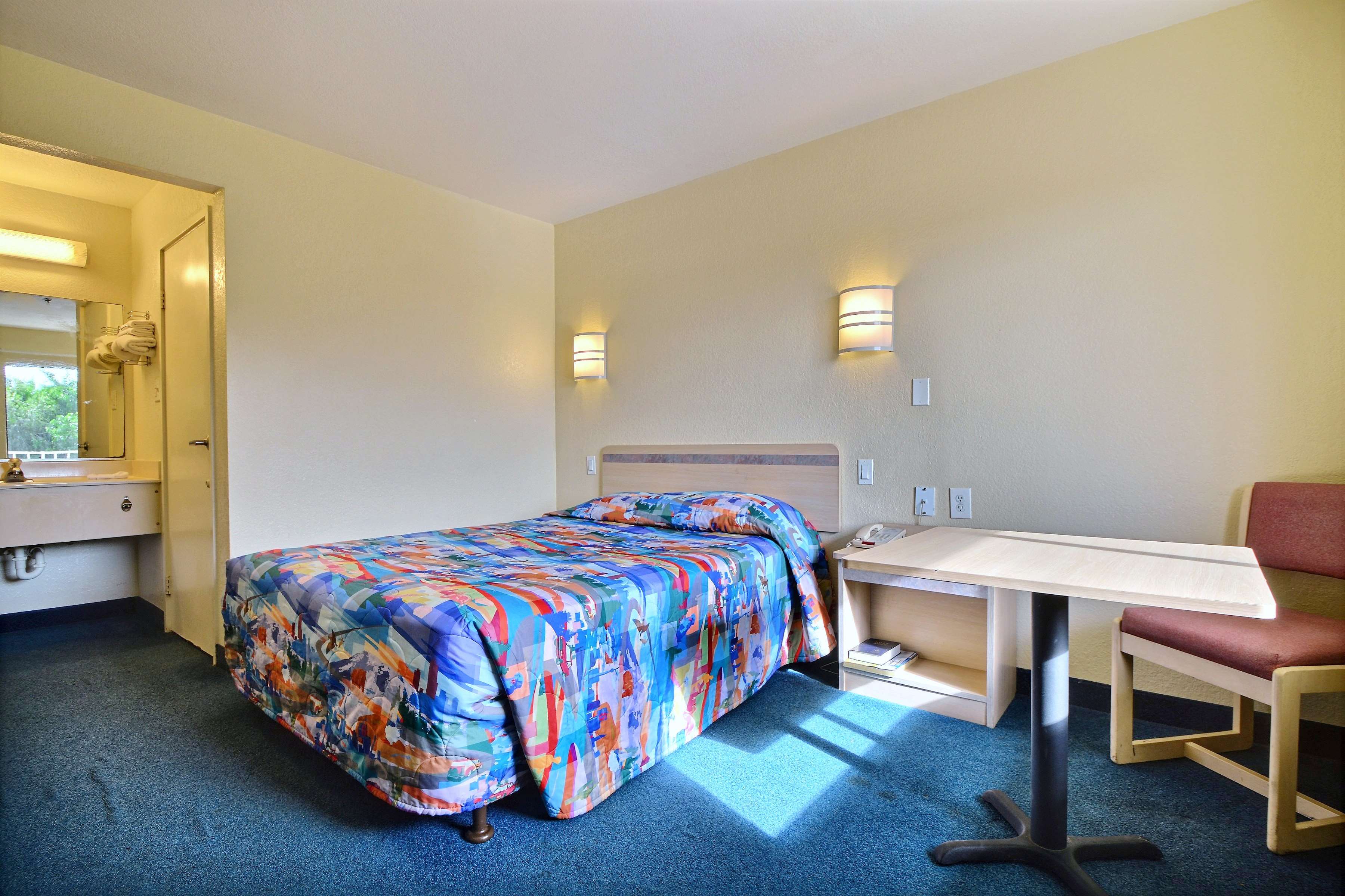 Motel 6 Fort Pierce