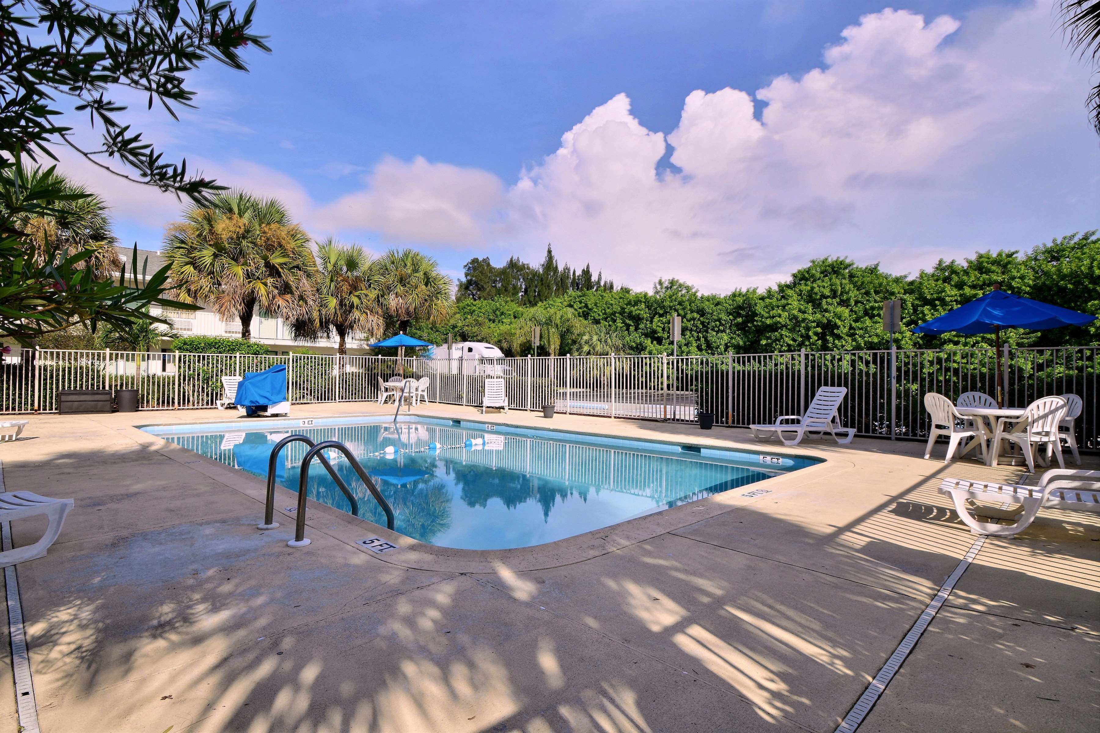 Motel 6 Fort Pierce