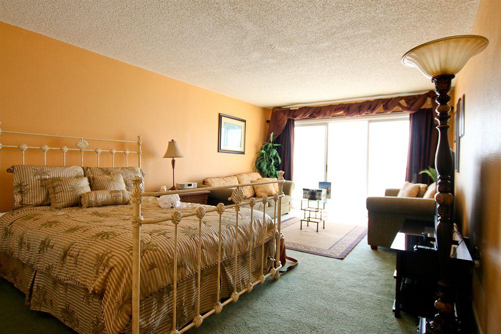 Island Echos Condominiums by Vacasa