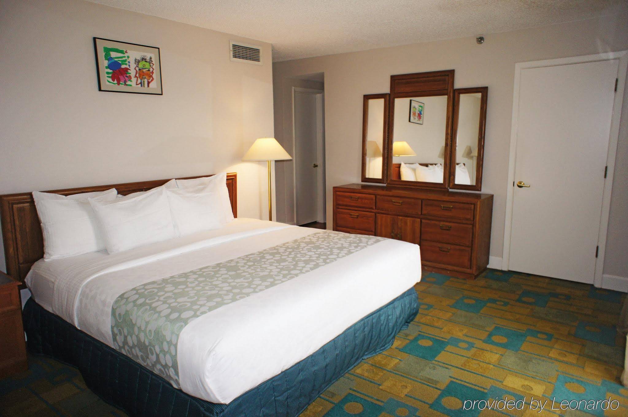 Days Inn by Wyndham Gainesville University I-75
