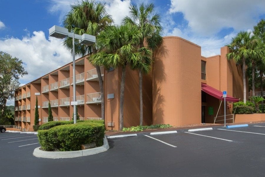 Stayable Select Gainesville