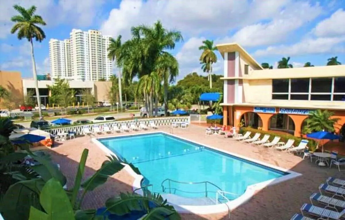 Bposhtels Hollywood Florida