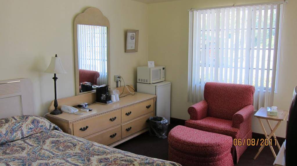 High Springs Country Inn