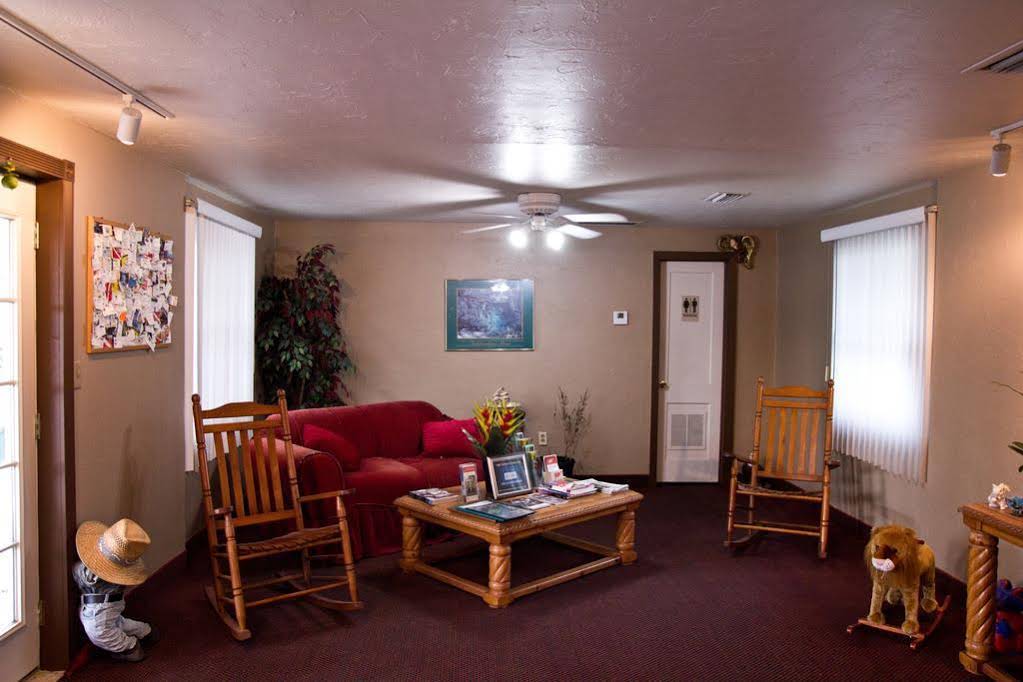 High Springs Country Inn