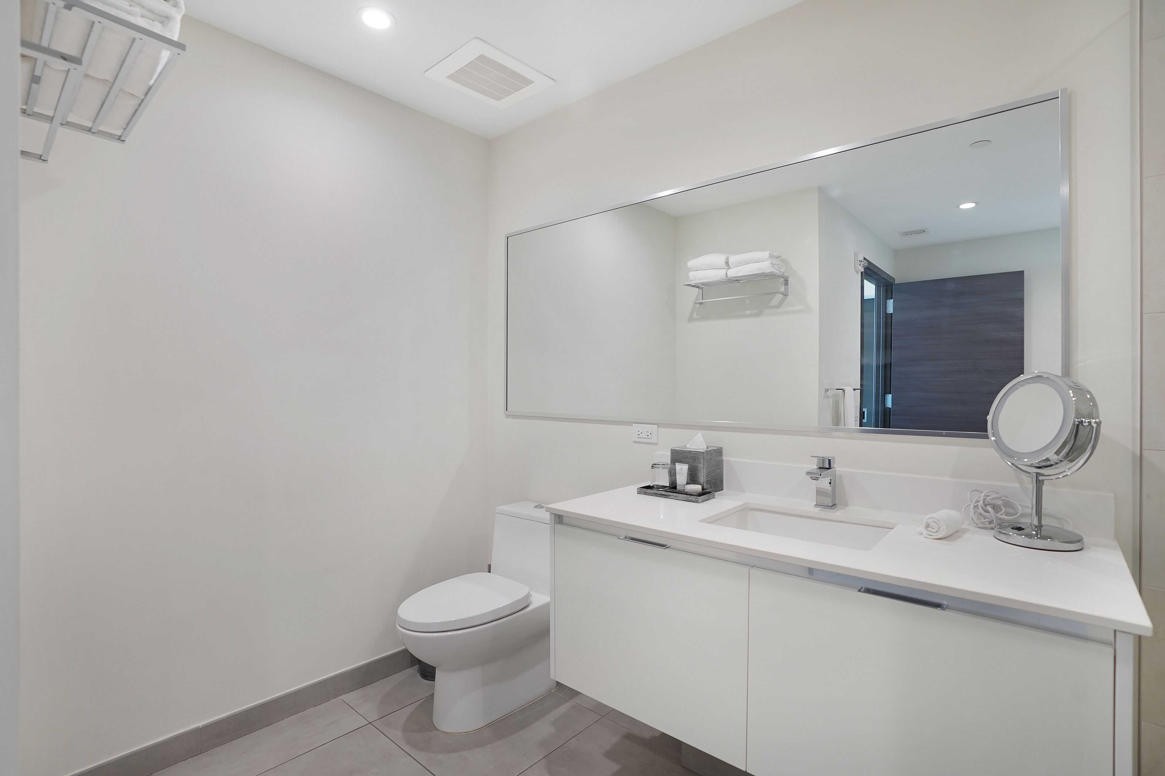 Costa Hollywood Beach Resort by Cielo Stays