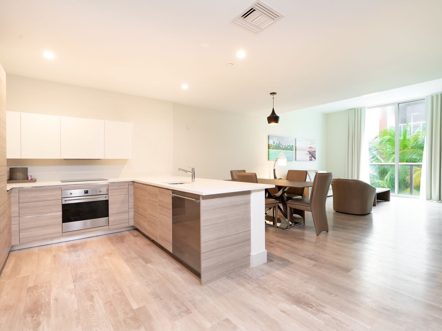 Costa Hollywood Beach Resort by Cielo Stays