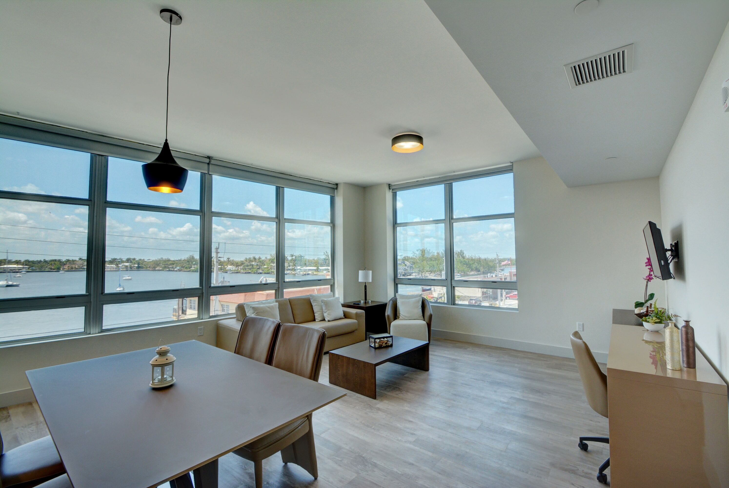 Costa Hollywood Beach Resort by Cielo Stays