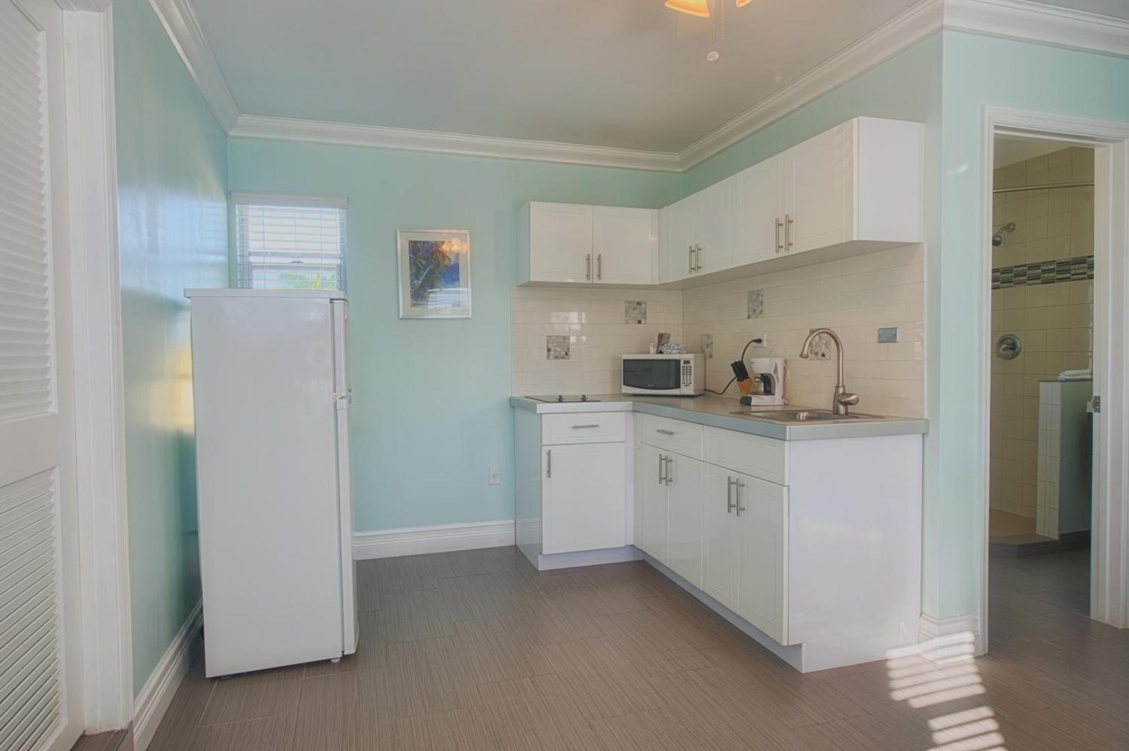 Hollywood Beachside Boutique Suites