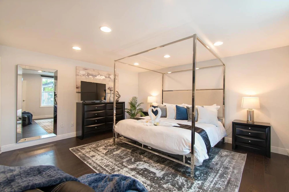 Hollywood Dream House
