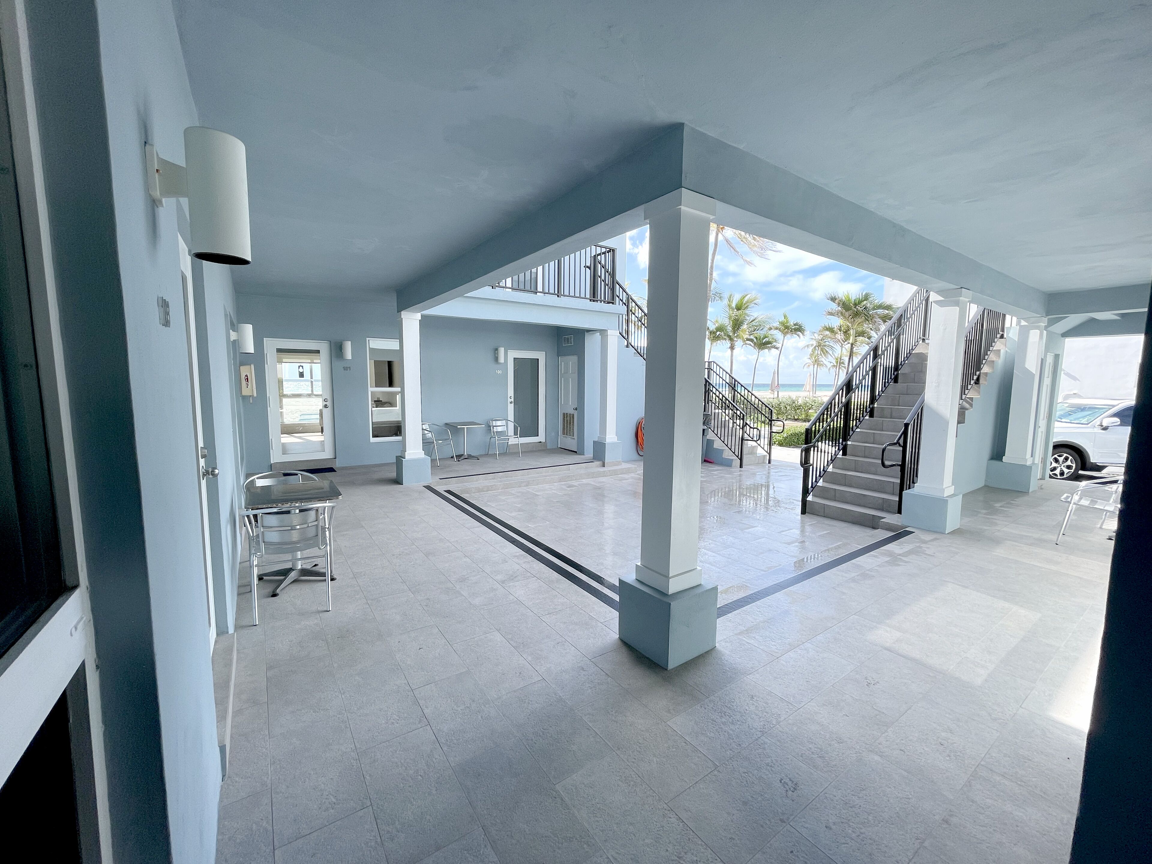 Shore View Hotel