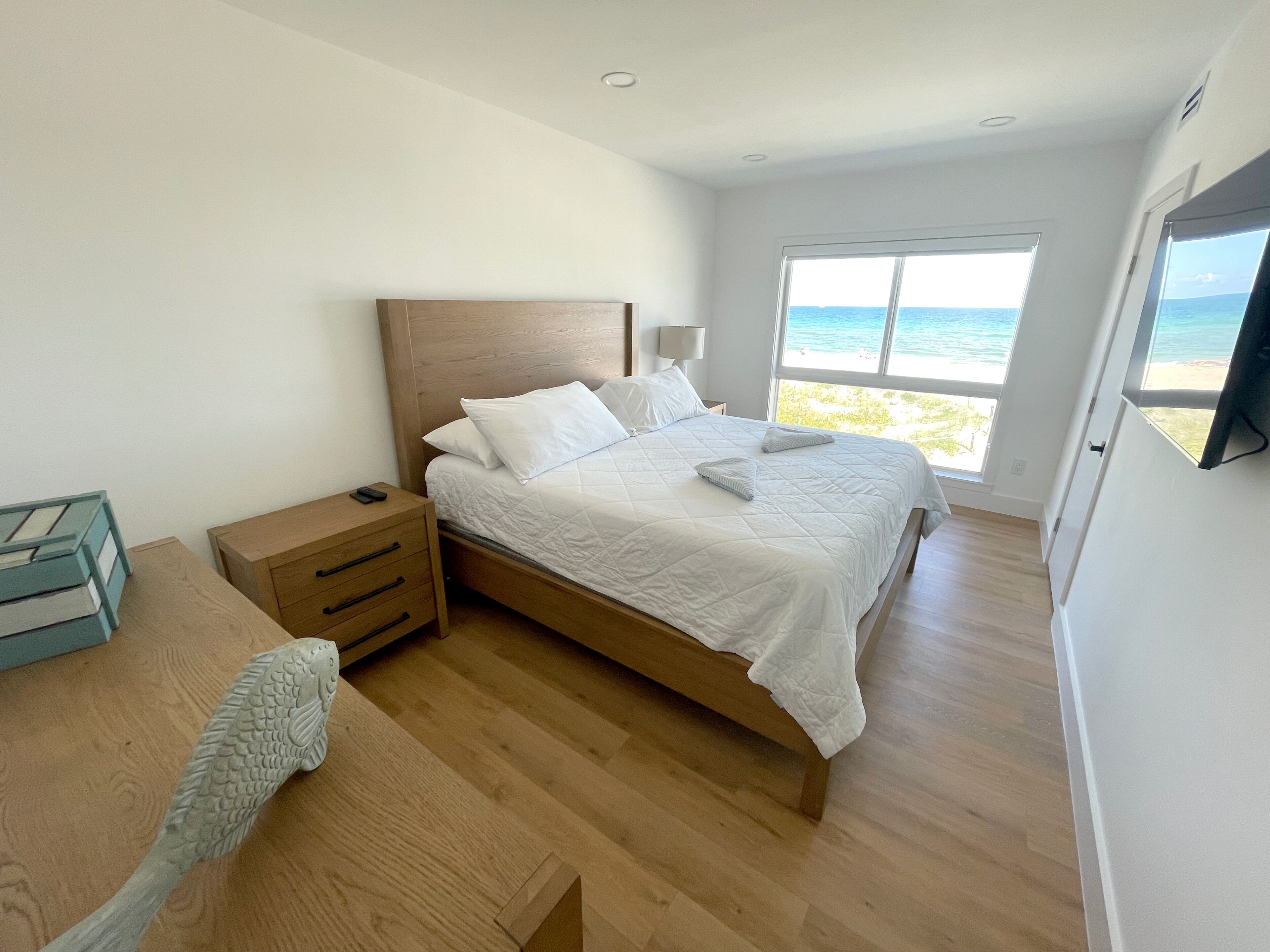 Shore View Hotel