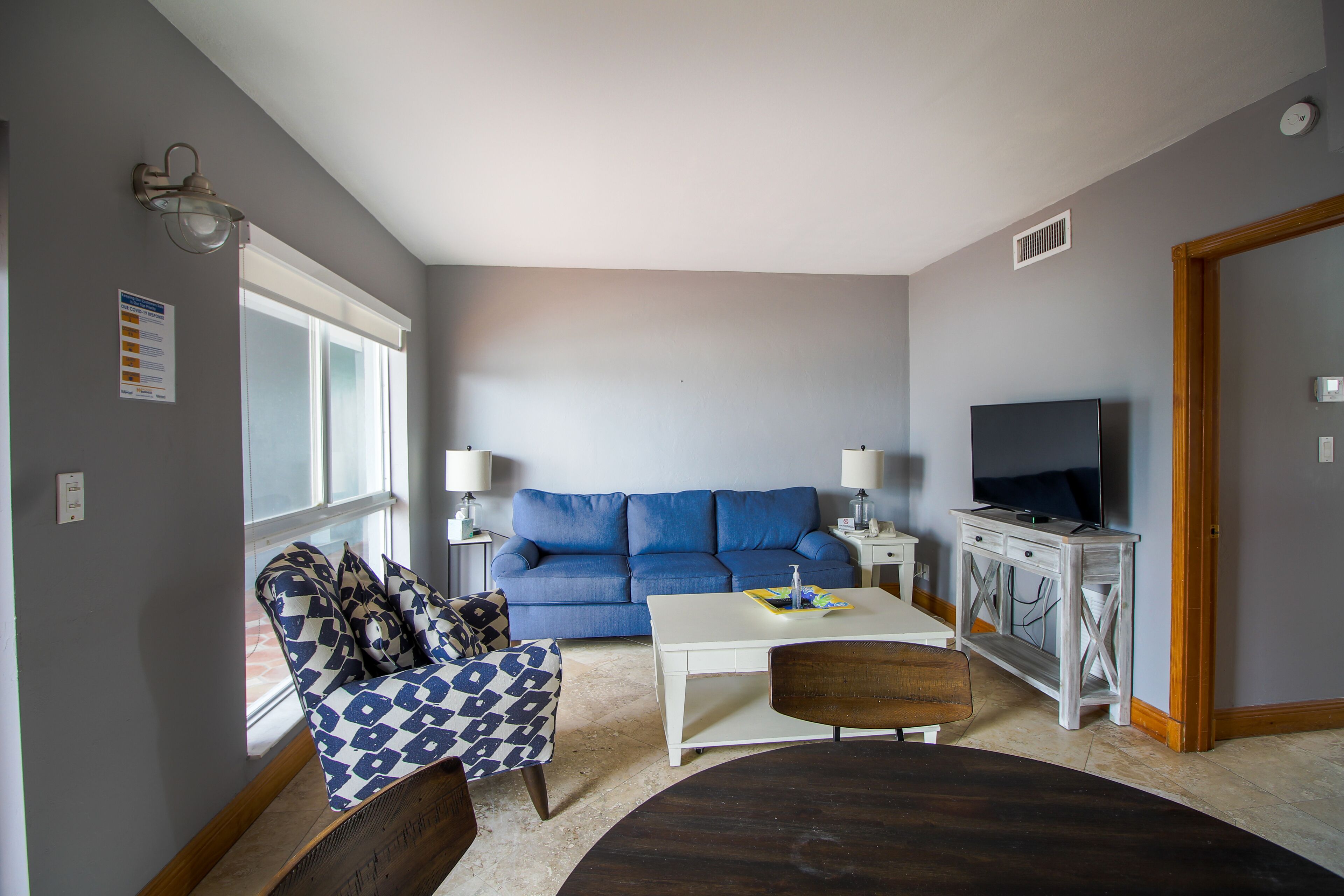 Shore View Hotel