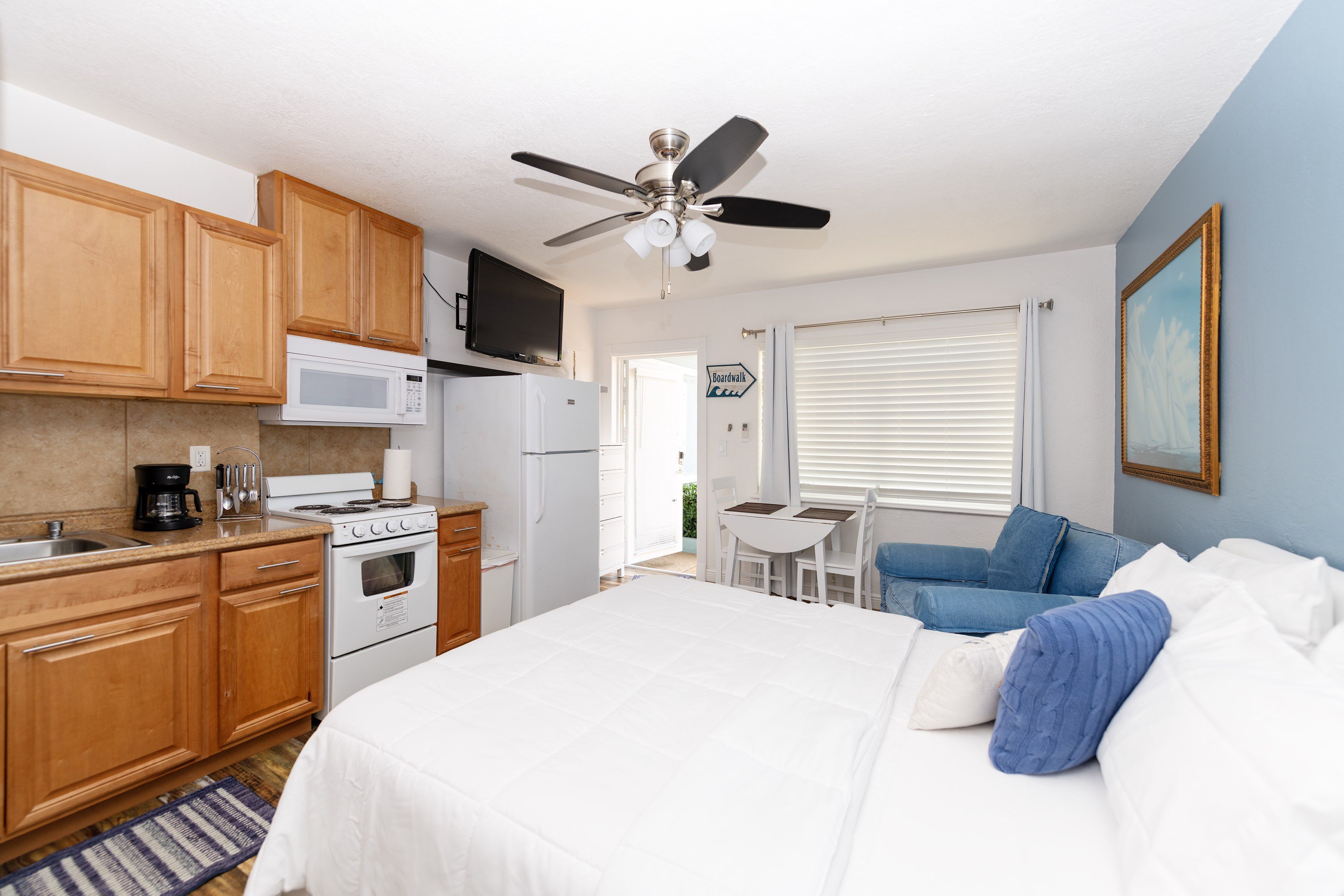 Tropic Isle Boutique Hotel