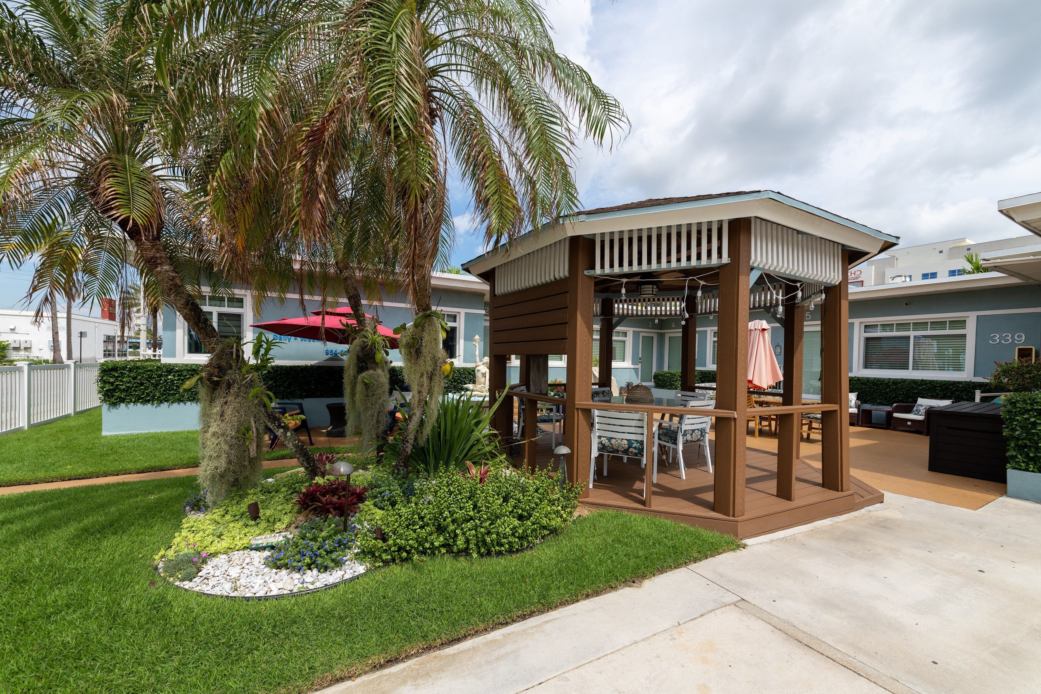 Tropic Isle Boutique Hotel