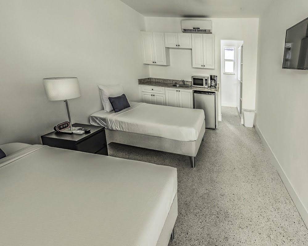 Waveland Motel