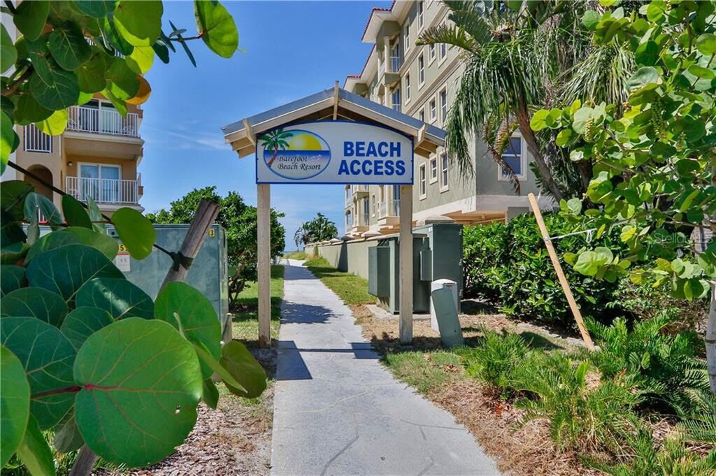 Bayshore Yacht & Tennis Club Luxury Condominiums