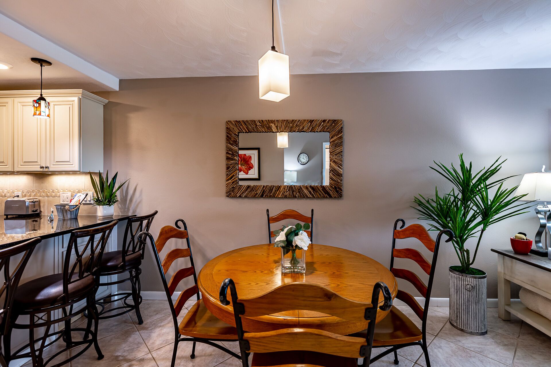 Bayshore Yacht & Tennis Club Luxury Condominiums