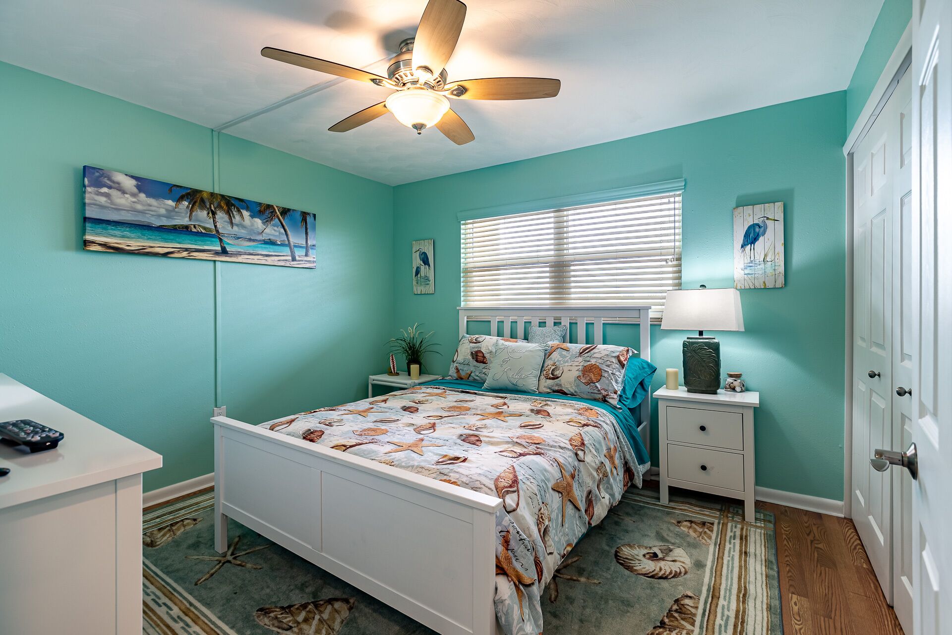 Bayshore Yacht & Tennis Club Luxury Condominiums