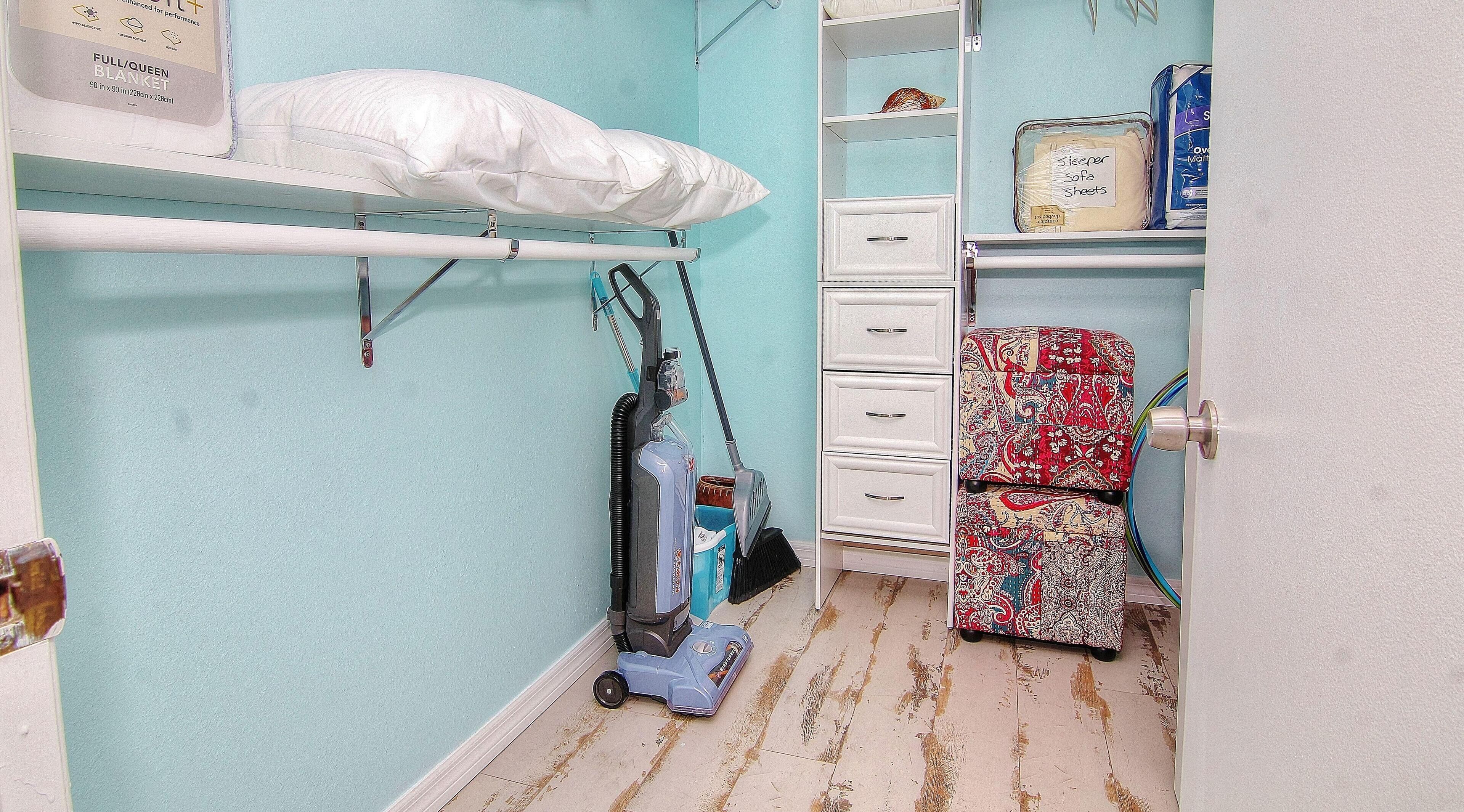 Shore Haven by Teeming Vacation Rentals
