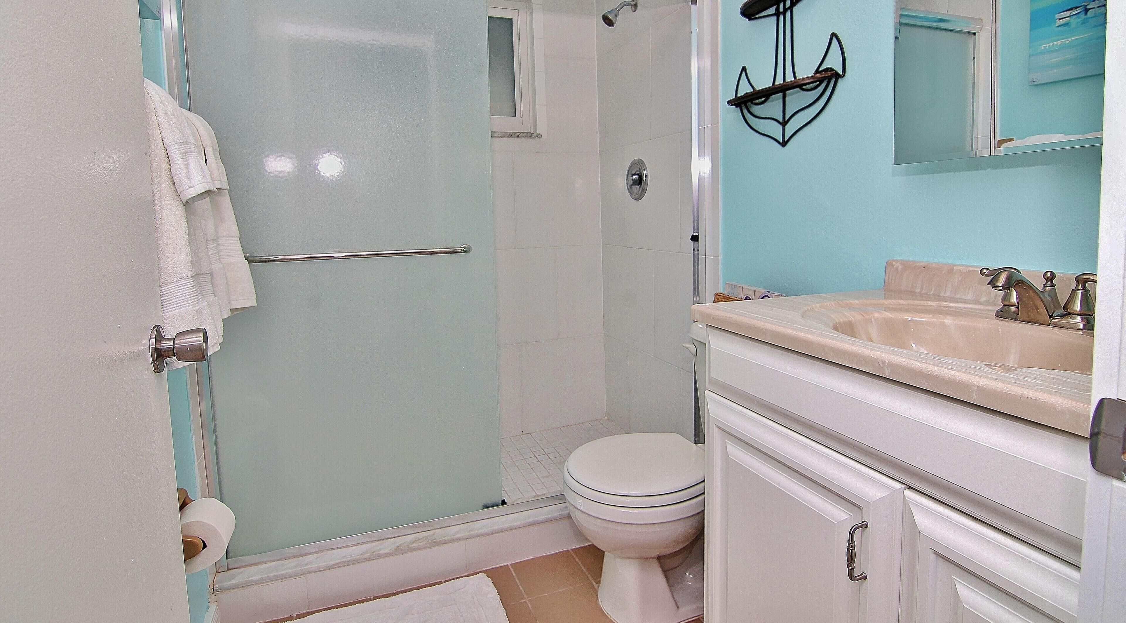 Shore Haven by Teeming Vacation Rentals