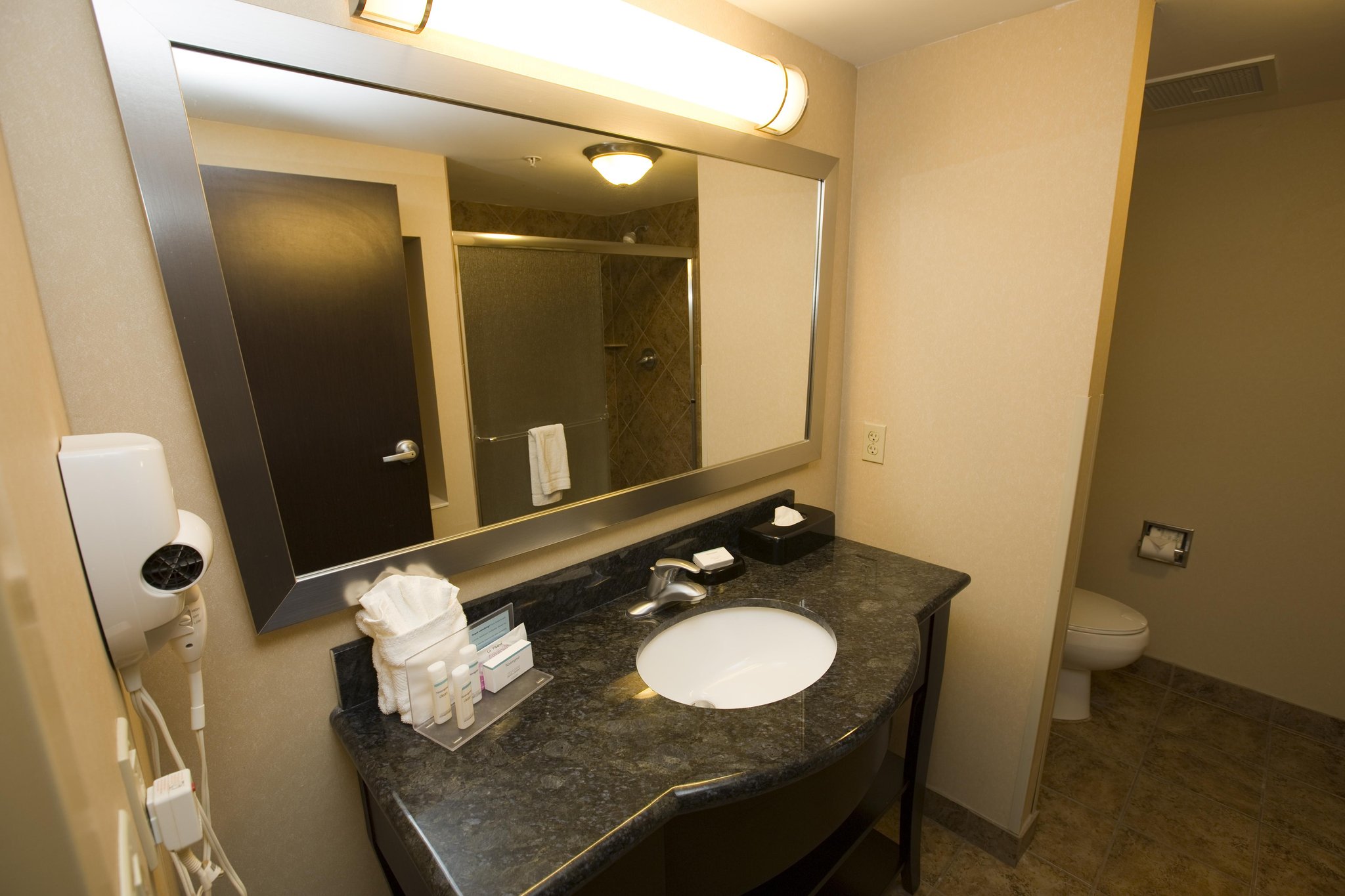 Hampton Inn & Suites Jacksonville - Beach Boulevard/Mayo Clinic Area
