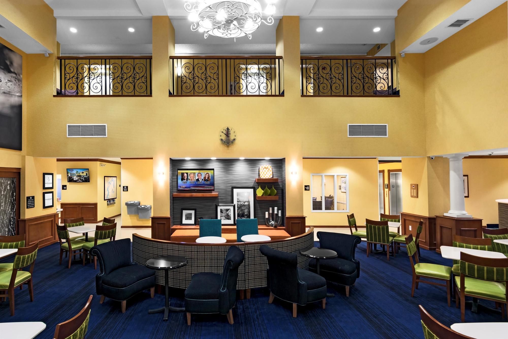 Hampton Inn & Suites Jacksonville South-St. Johns Town Center Area
