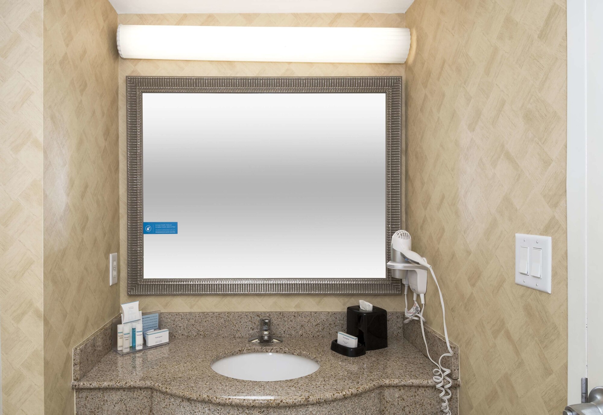 Hampton Inn & Suites Jacksonville South-St. Johns Town Center Area