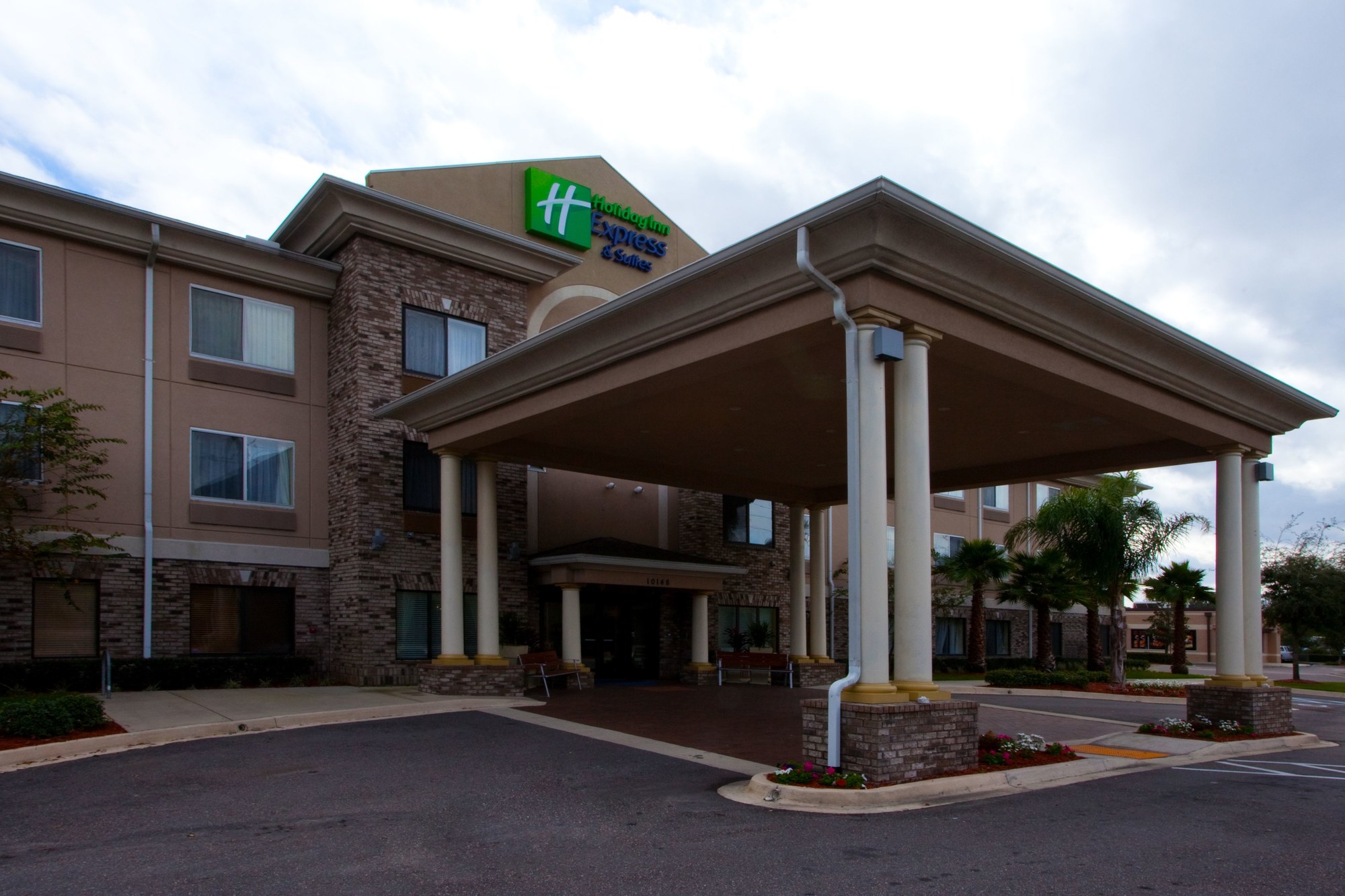 Holiday Inn Express & Suites Jacksonville - Blount Island