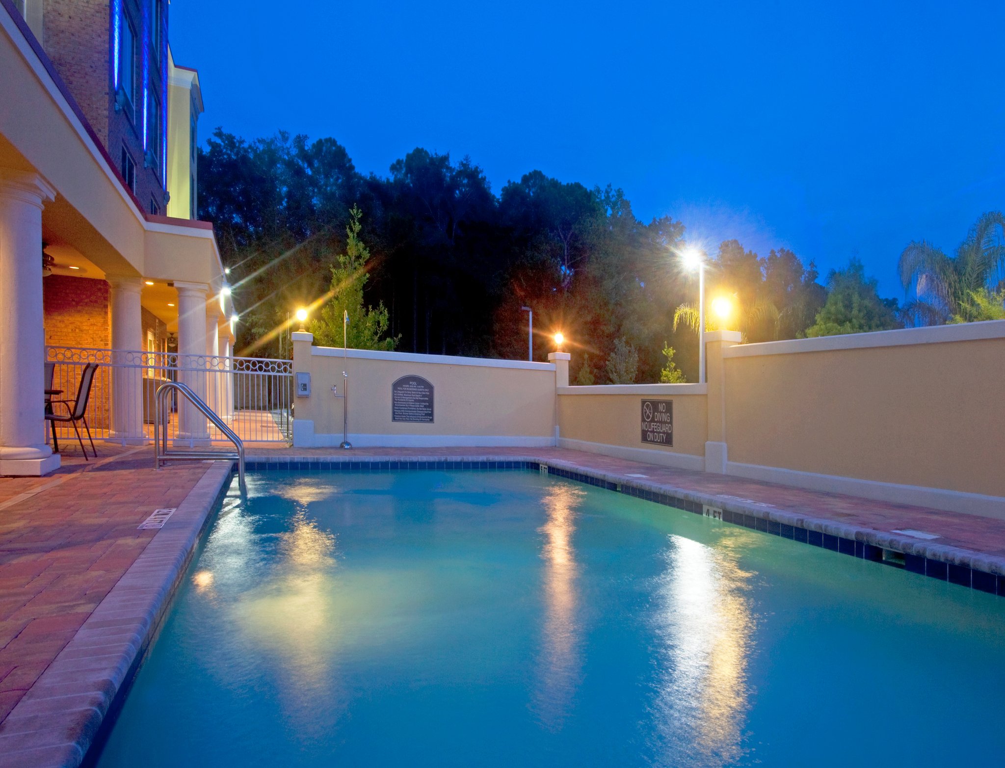 Holiday Inn Express Hotel & Suites Chaffee-Jacksonville West
