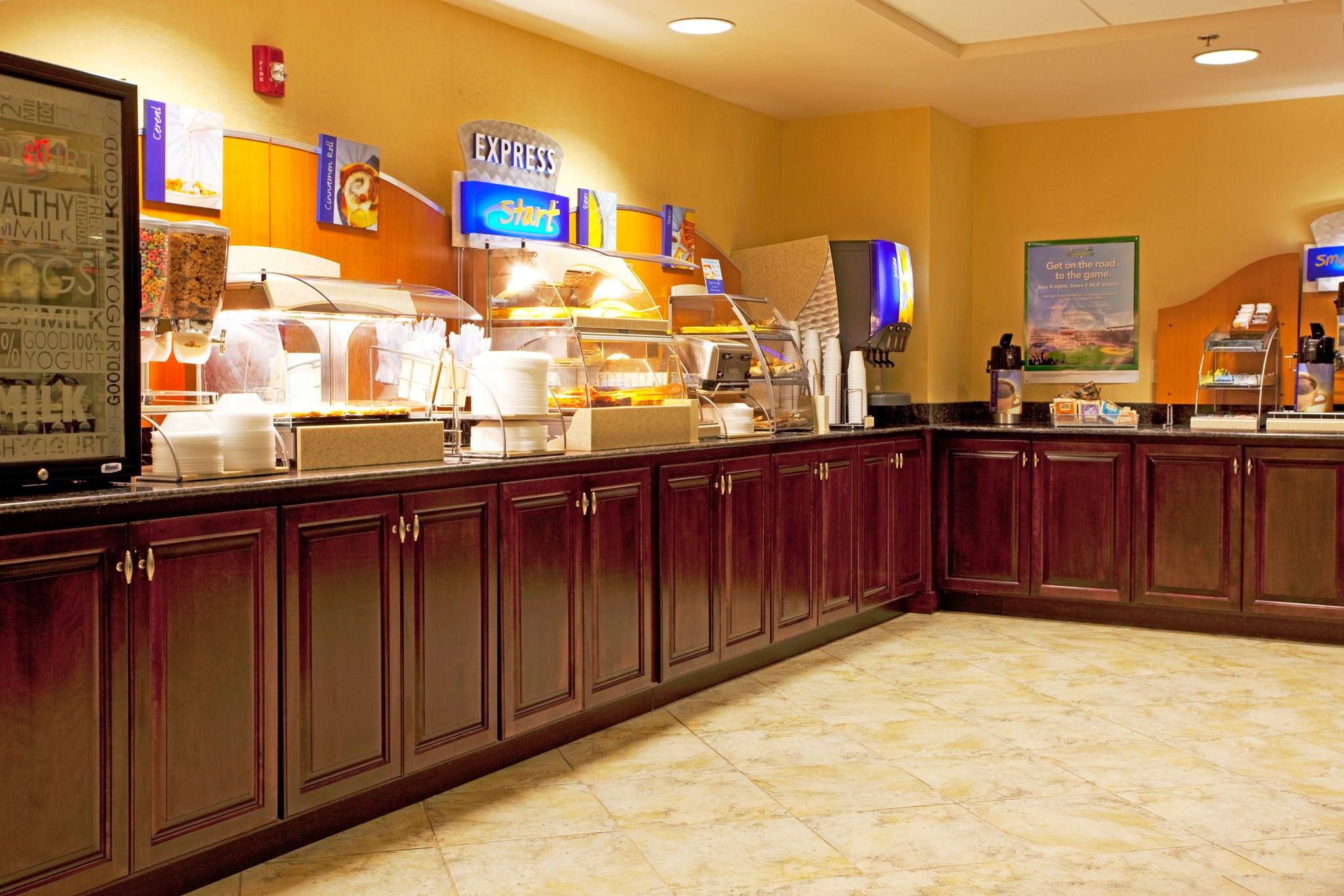 Holiday Inn Express Hotel & Suites Chaffee-Jacksonville West