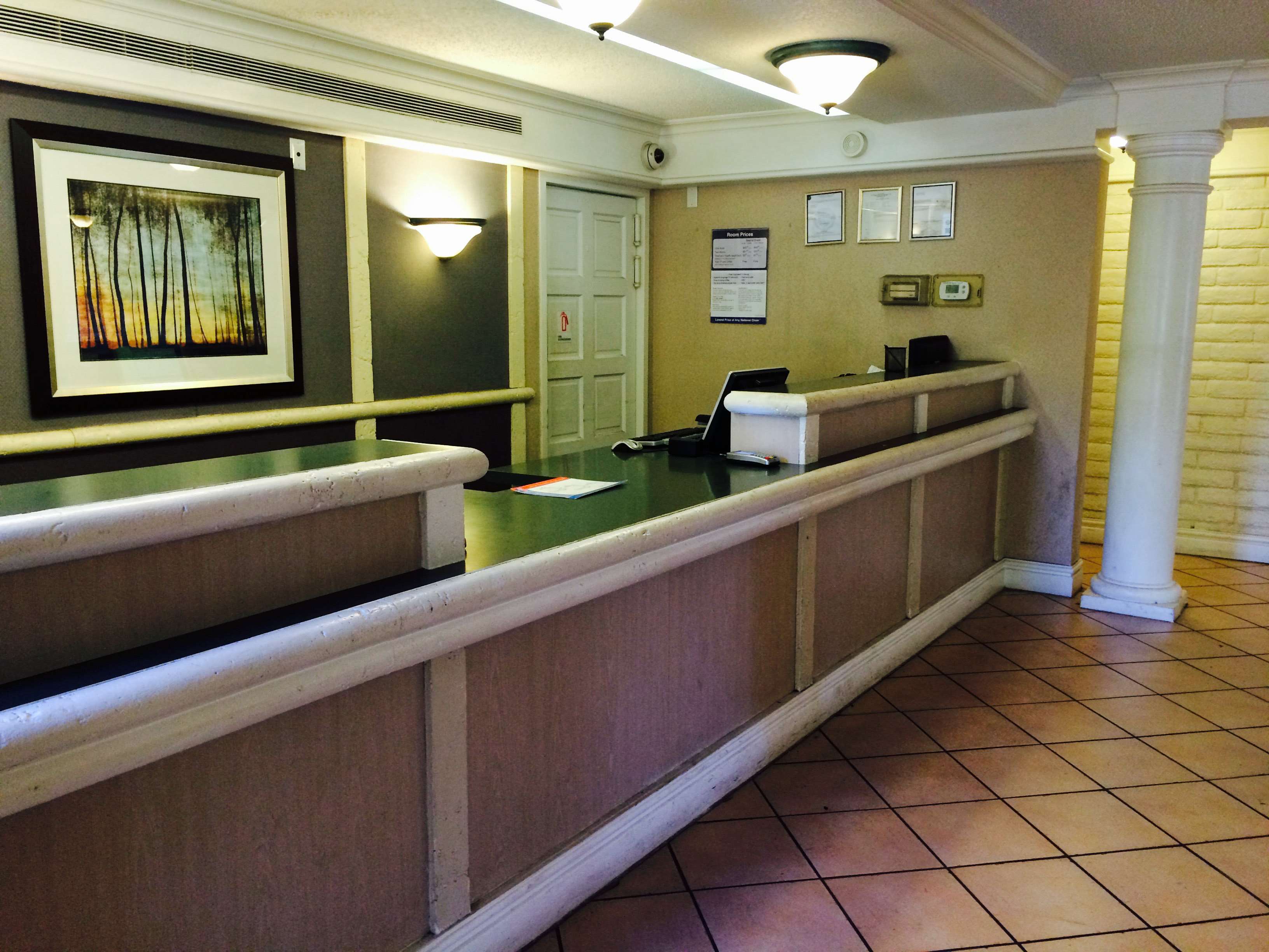 Stayable Suites Jacksonville North