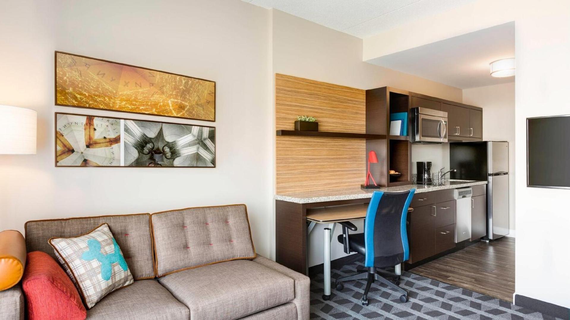 Towneplace Suites By Marriott Jacksonville East