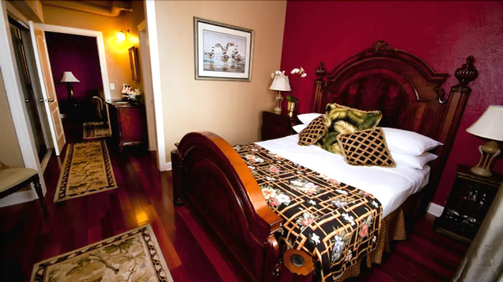 Casa Marina Hotel & Restaurant