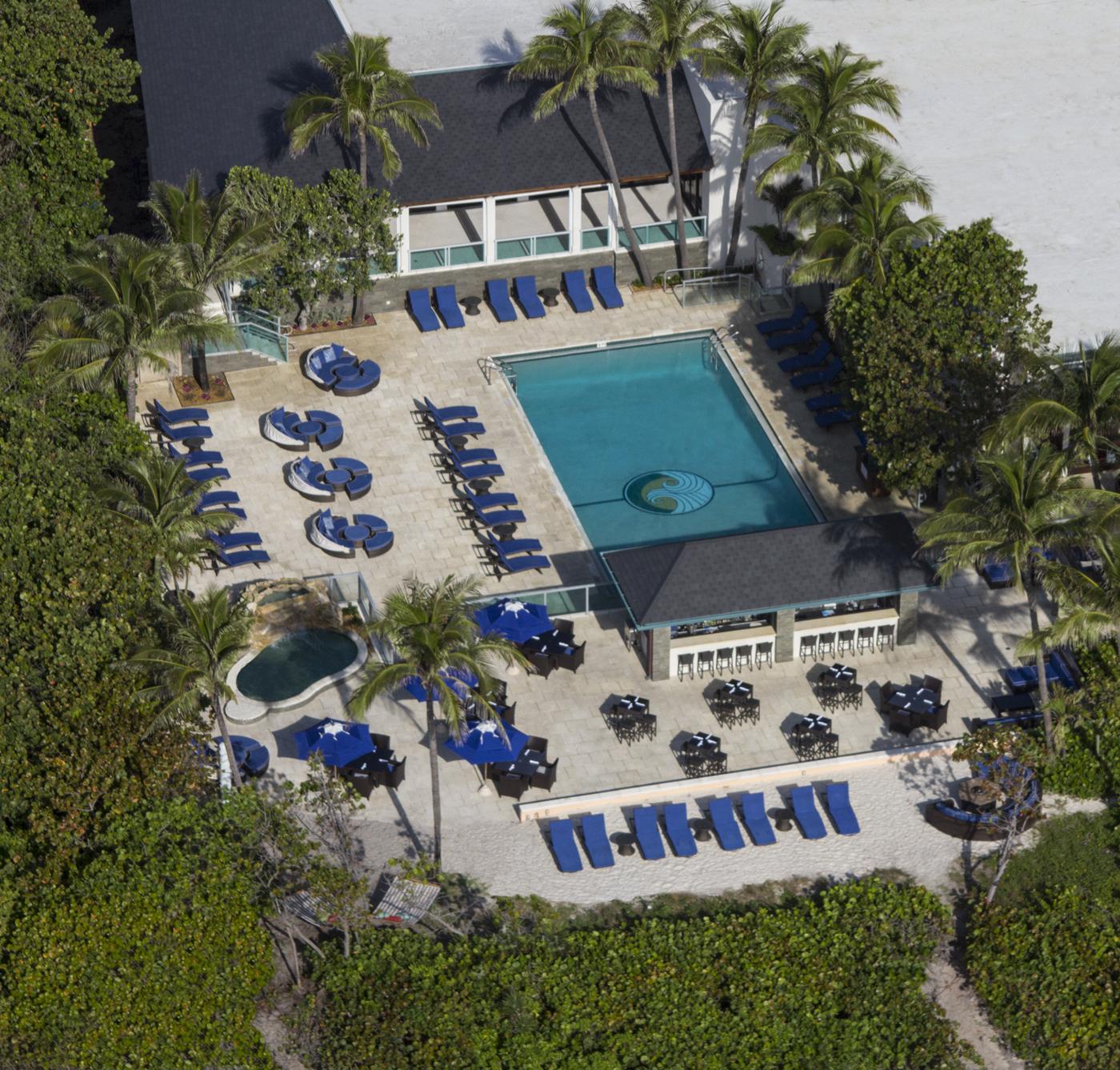 Jupiter Beach Resort & Spa
