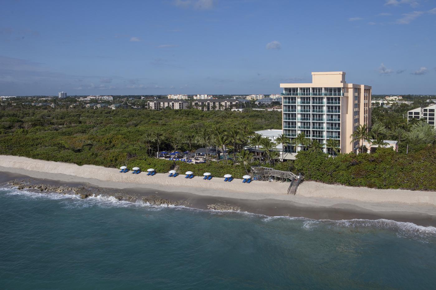 Jupiter Beach Resort & Spa