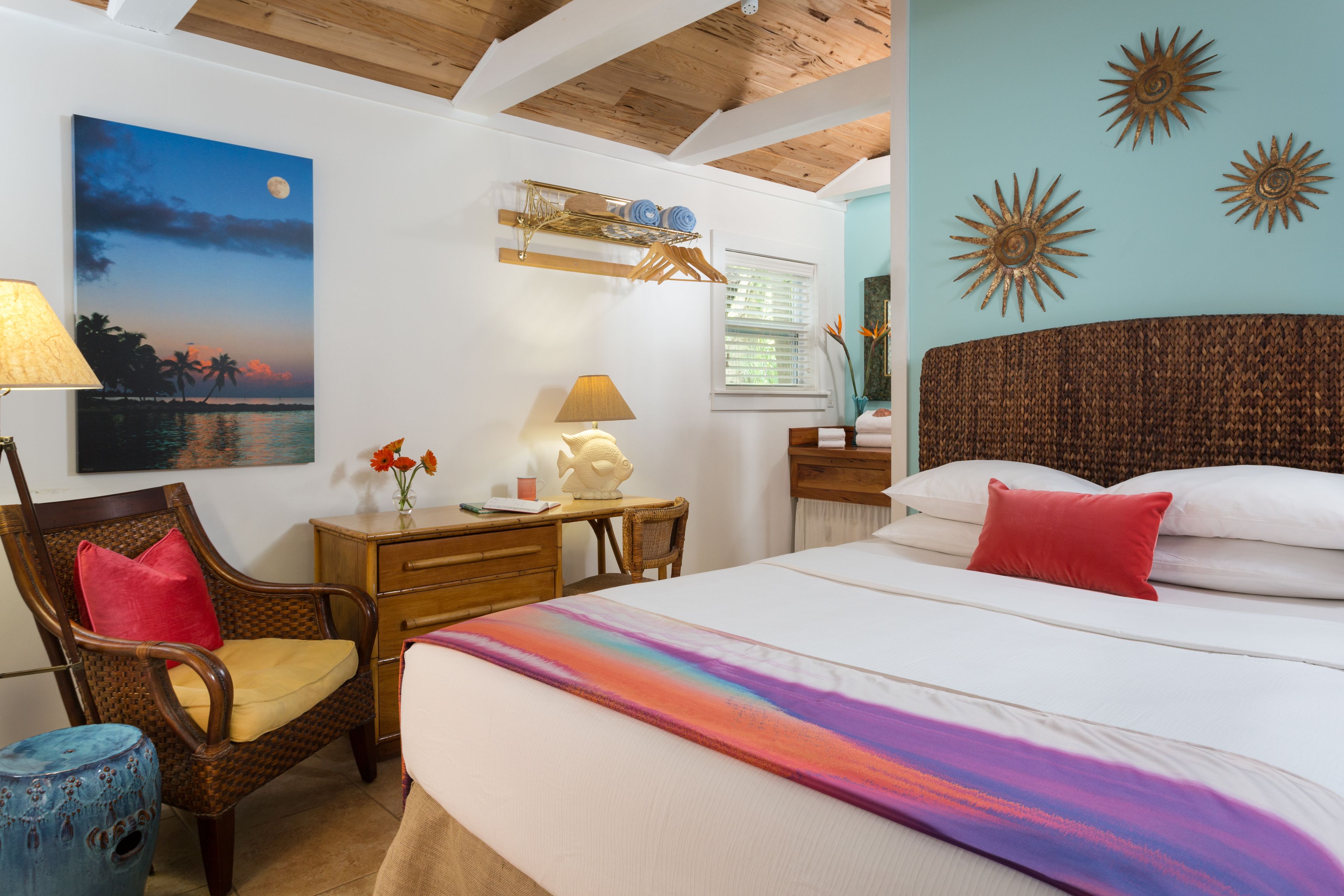 Tropical Inn