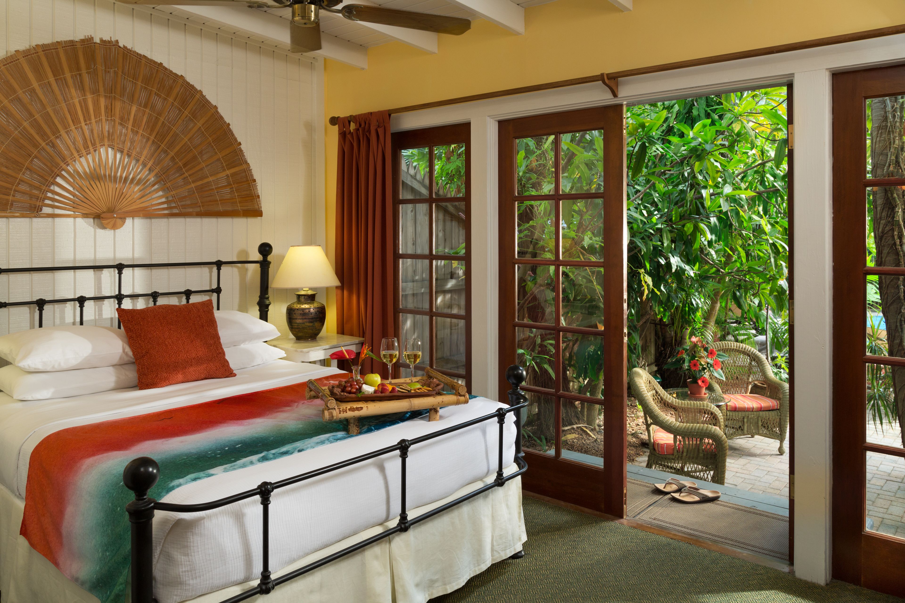 Tropical Inn